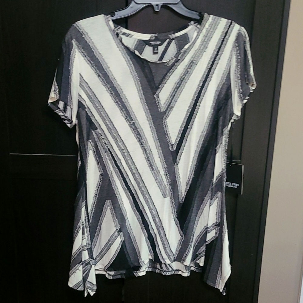 Vera Wang textured tee